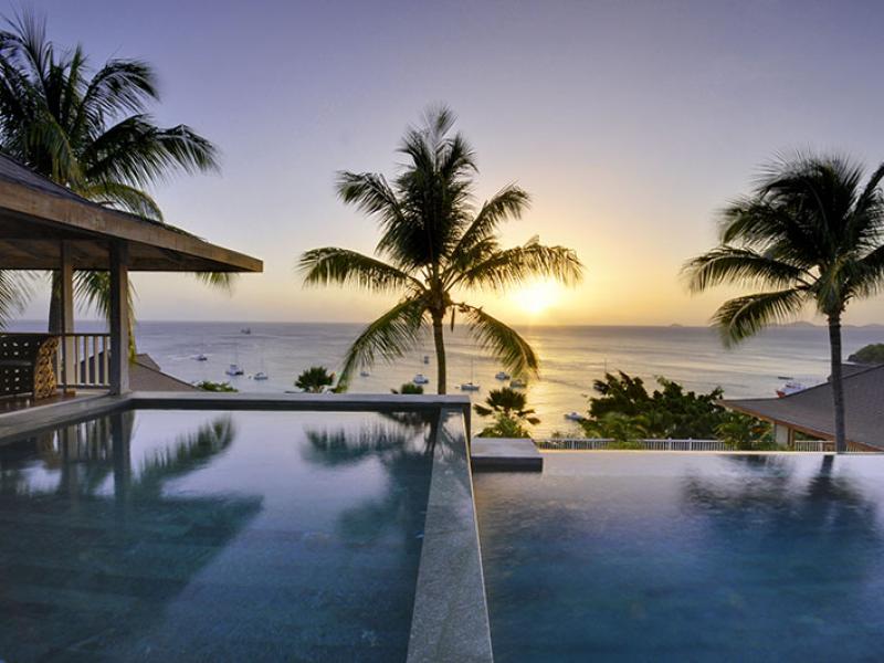 Tortuga , Britannia Bay  