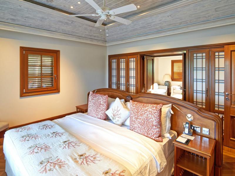 Turtle Creek Canouan , Charlstown  