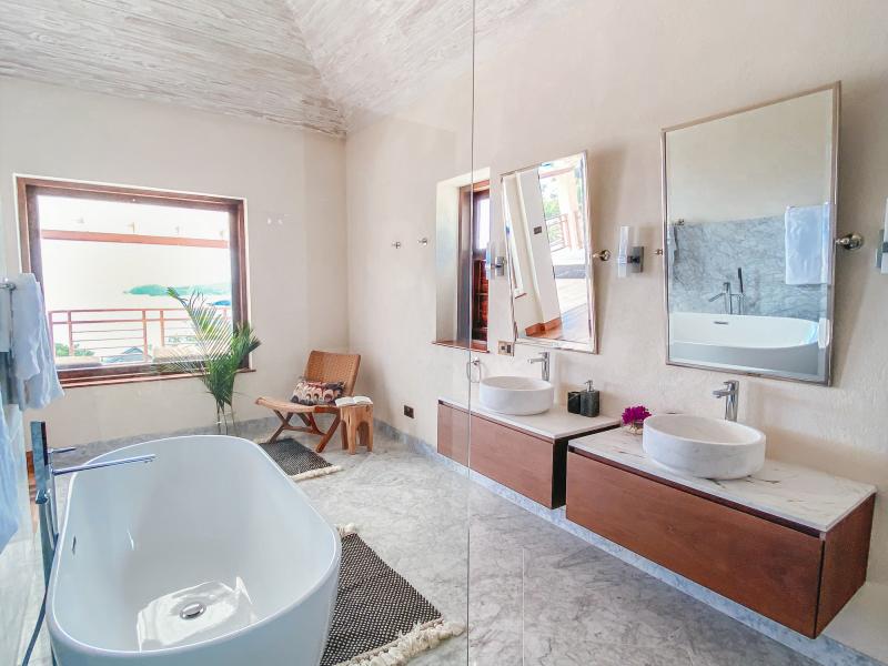 Grenadine Hills - Villa Coral Hill , Friendship Bay  